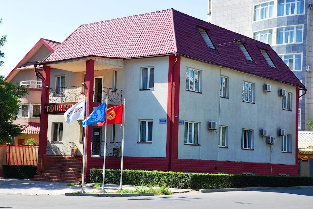 Tourasia Hotel Bishkek Exterior photo